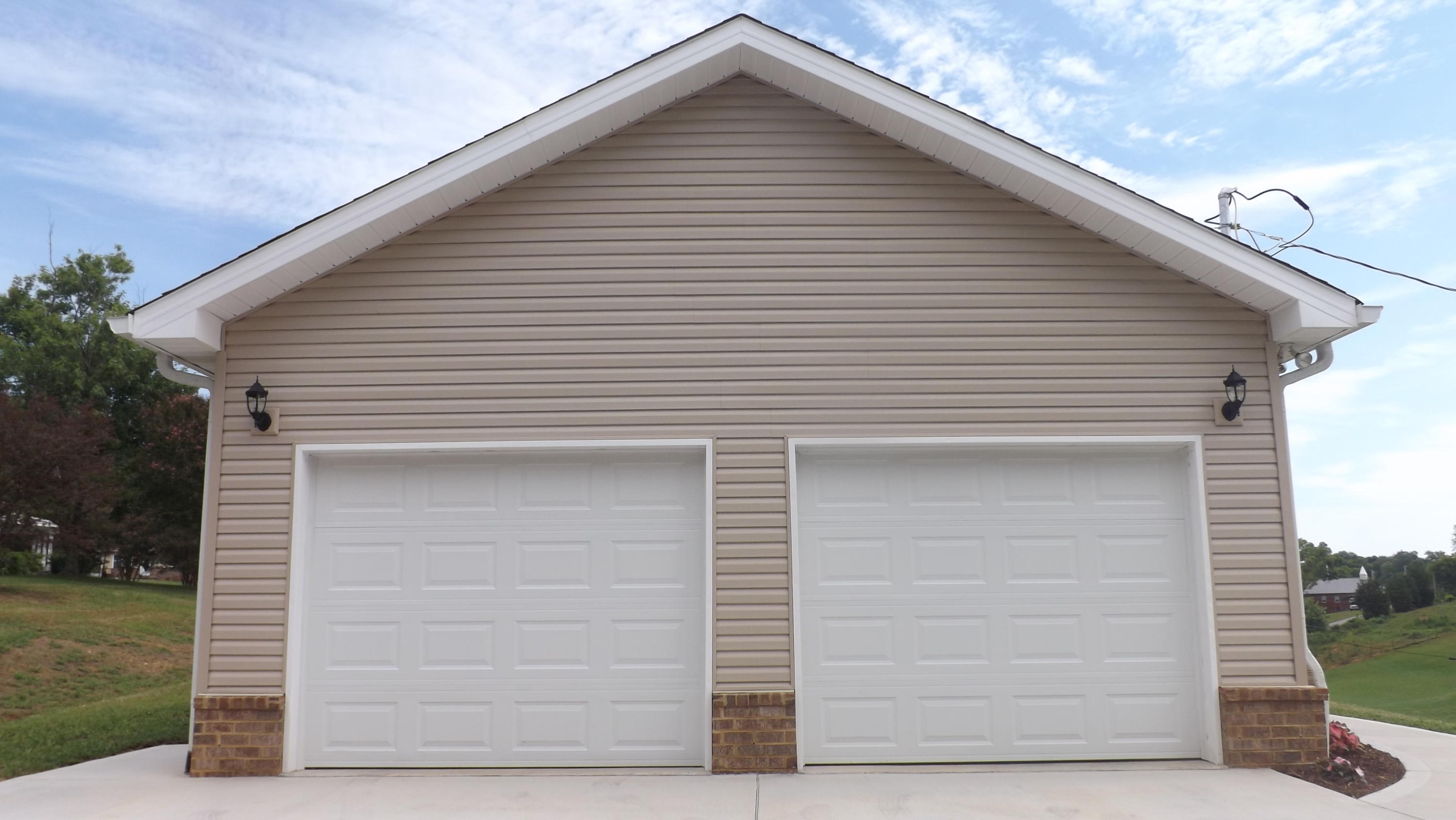 7210 Loudon Ridge Road Lenoir City, TN 37771 - Photo 21 of 24 Side Entry 2 car garage