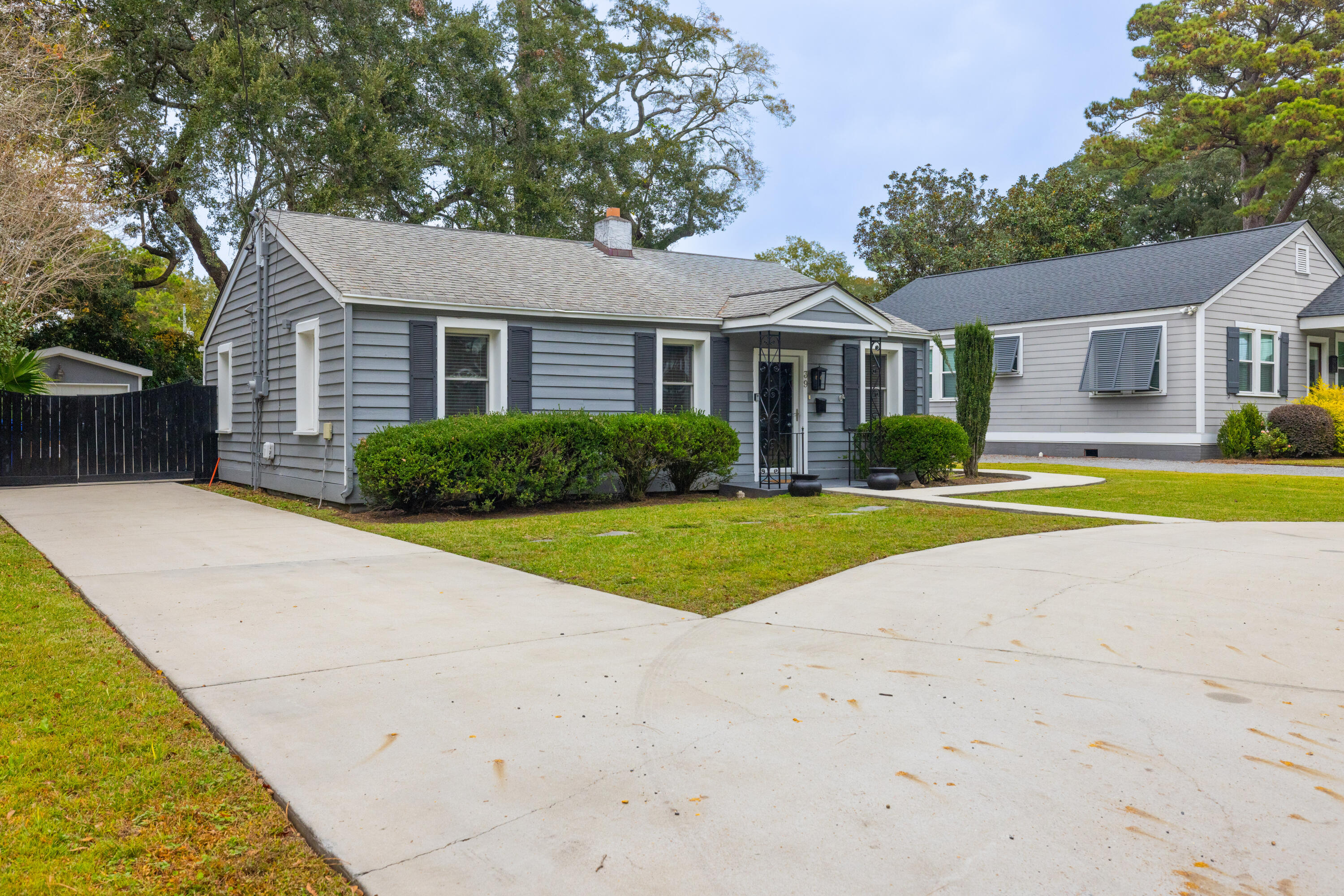 39 Wedgepark Road Charleston, SC 29407 - Photo 27 of 30 DRIVEWAY