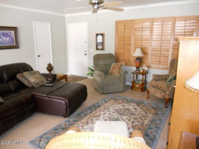 $2,200 | 15821 North 9th Place, Phoenix, AZ 85022