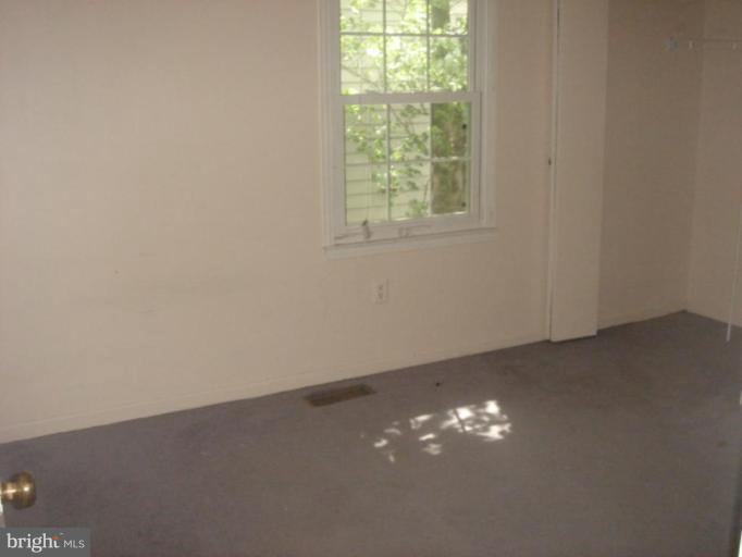 6839 Chelsea Road McLean, VA 22101 - Photo 5 of 13 Bedroom #3