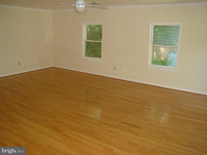 6839 Chelsea Road McLean, VA 22101 - Photo 10 of 13 Family Room