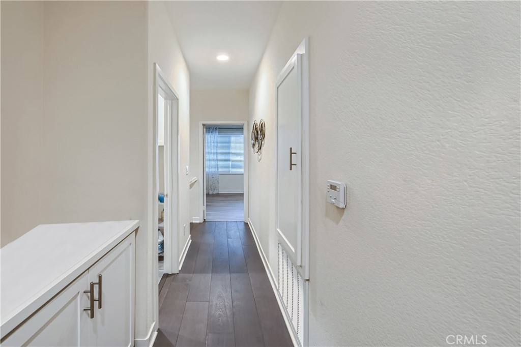 2728 West Ball Road Anaheim, CA 92804 - Photo 15 of 30
