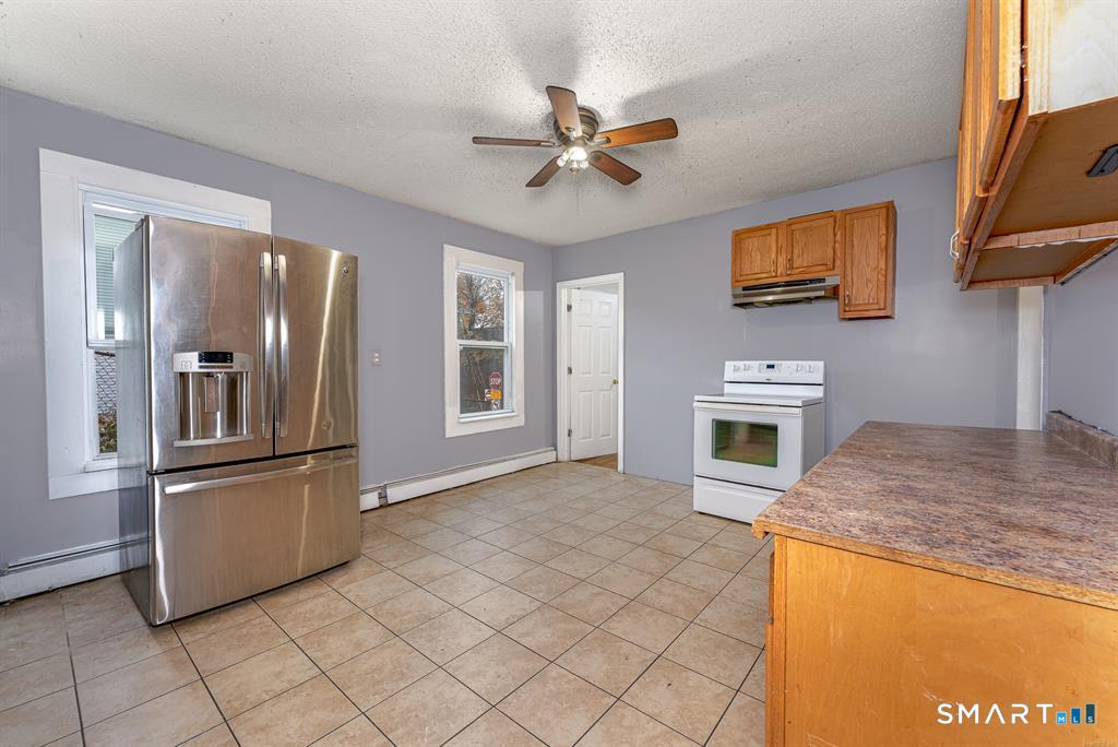 146 Charles Street Waterbury, CT 06708 - Photo 4 of 12