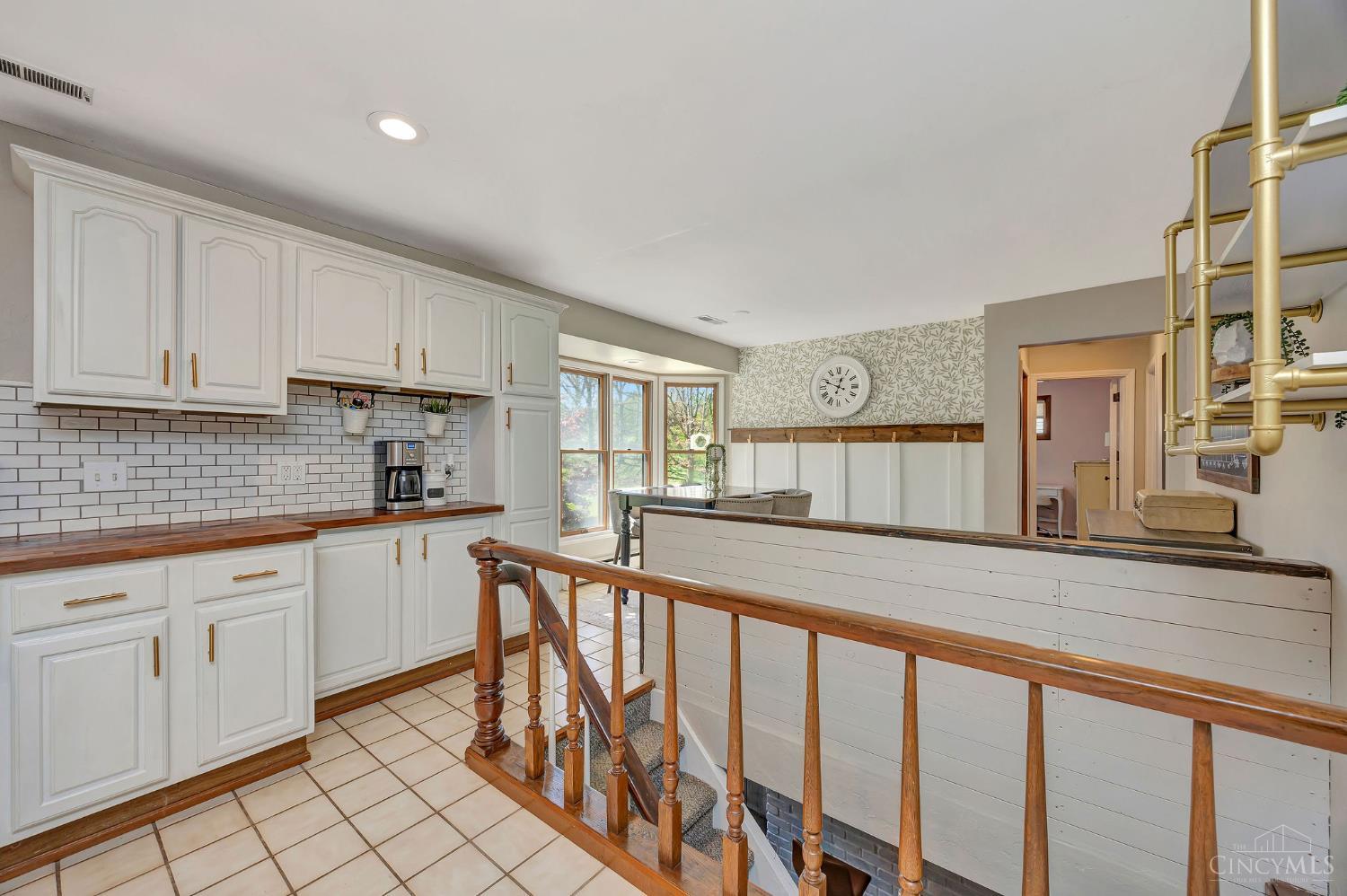 4565 Hubble Road Cincinnati, OH 45247 - Photo 18 of 65 Gallery Image 18