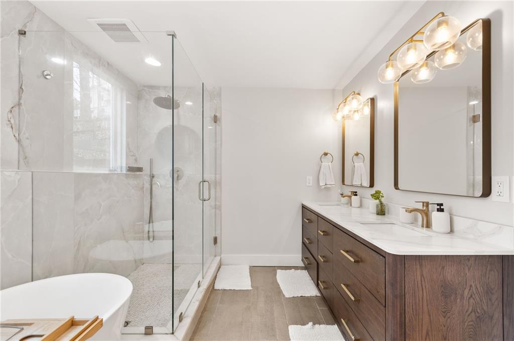 110 Lake Top Court Roswell, GA 30076 - Photo 23 of 52