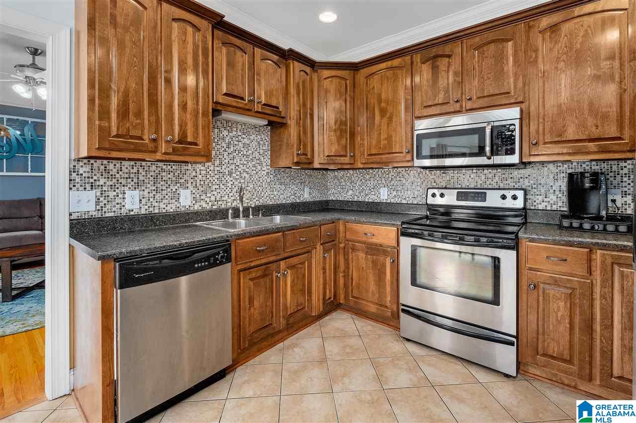 760 Ridgefield Way Odenville, AL 35120 - Photo 12 of 34