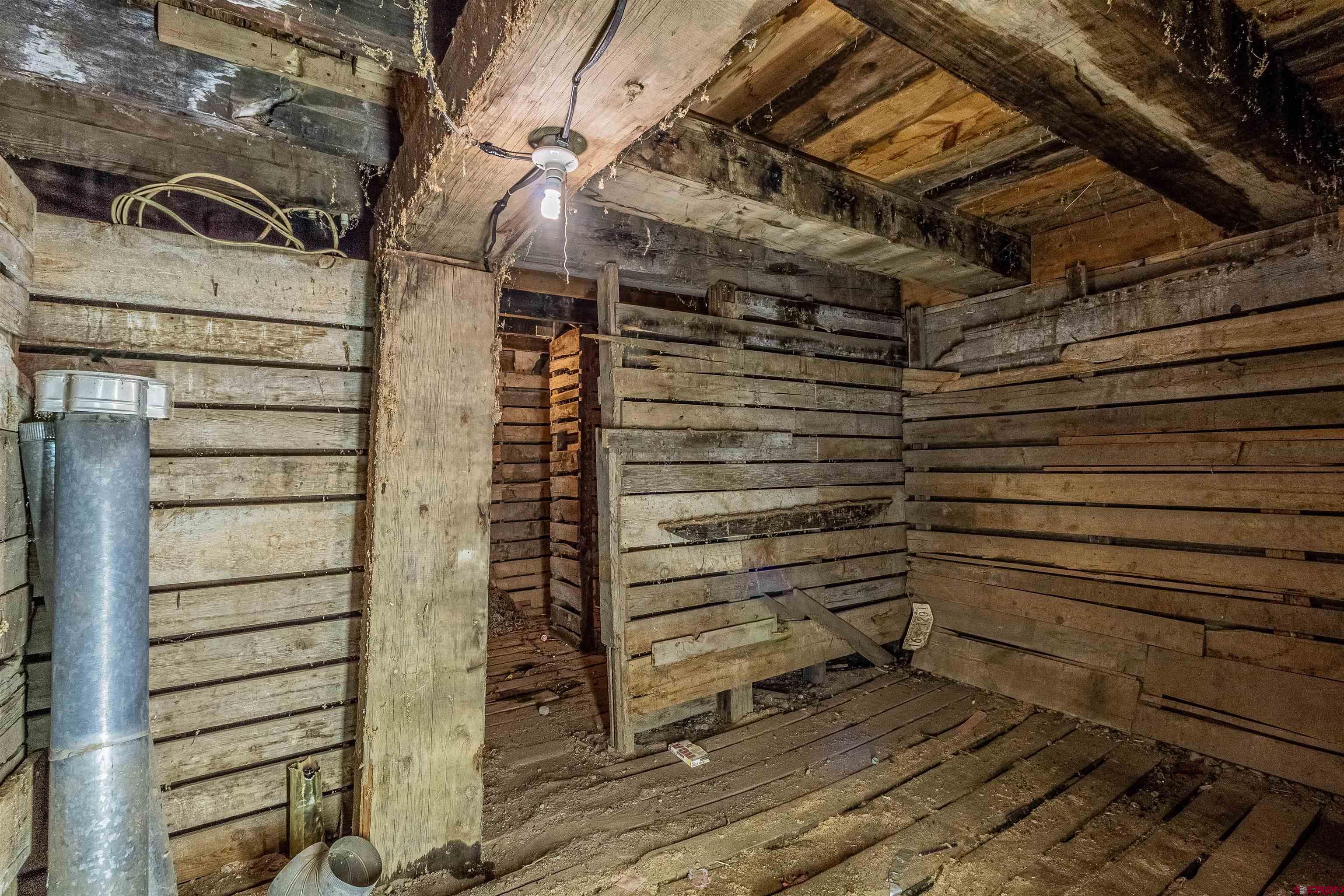 16923 Highway 550 Aztec, NM 87410 - Photo 43 of 45 a view of water heater room