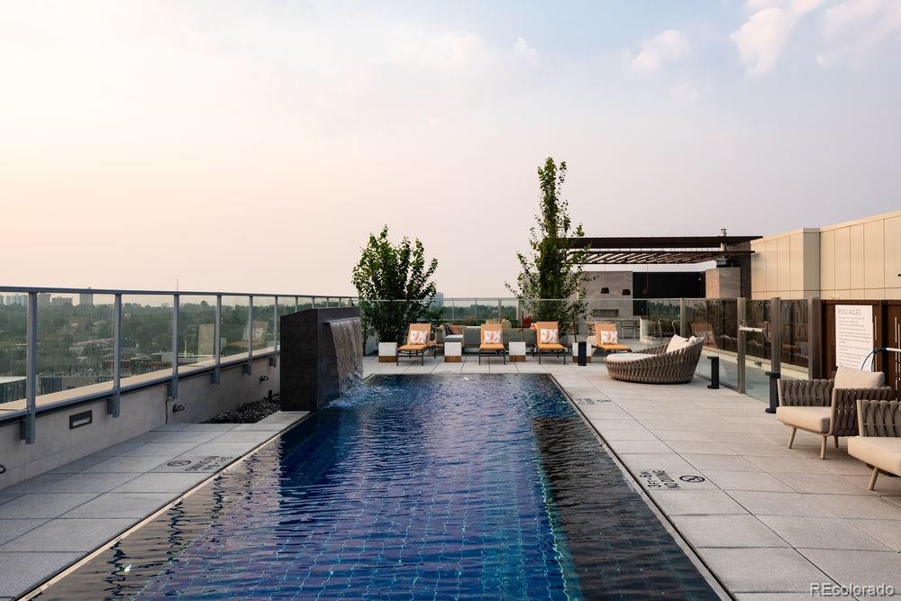 155 Steele Street, Unit 1117 Denver, CO 80206 - Photo 30 of 40 a view of a terrace