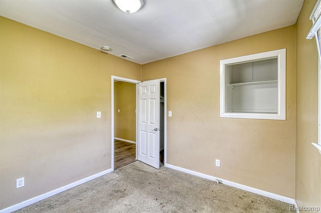 217 Richter Street River Rouge, MI 48218 - Photo 6 of 47