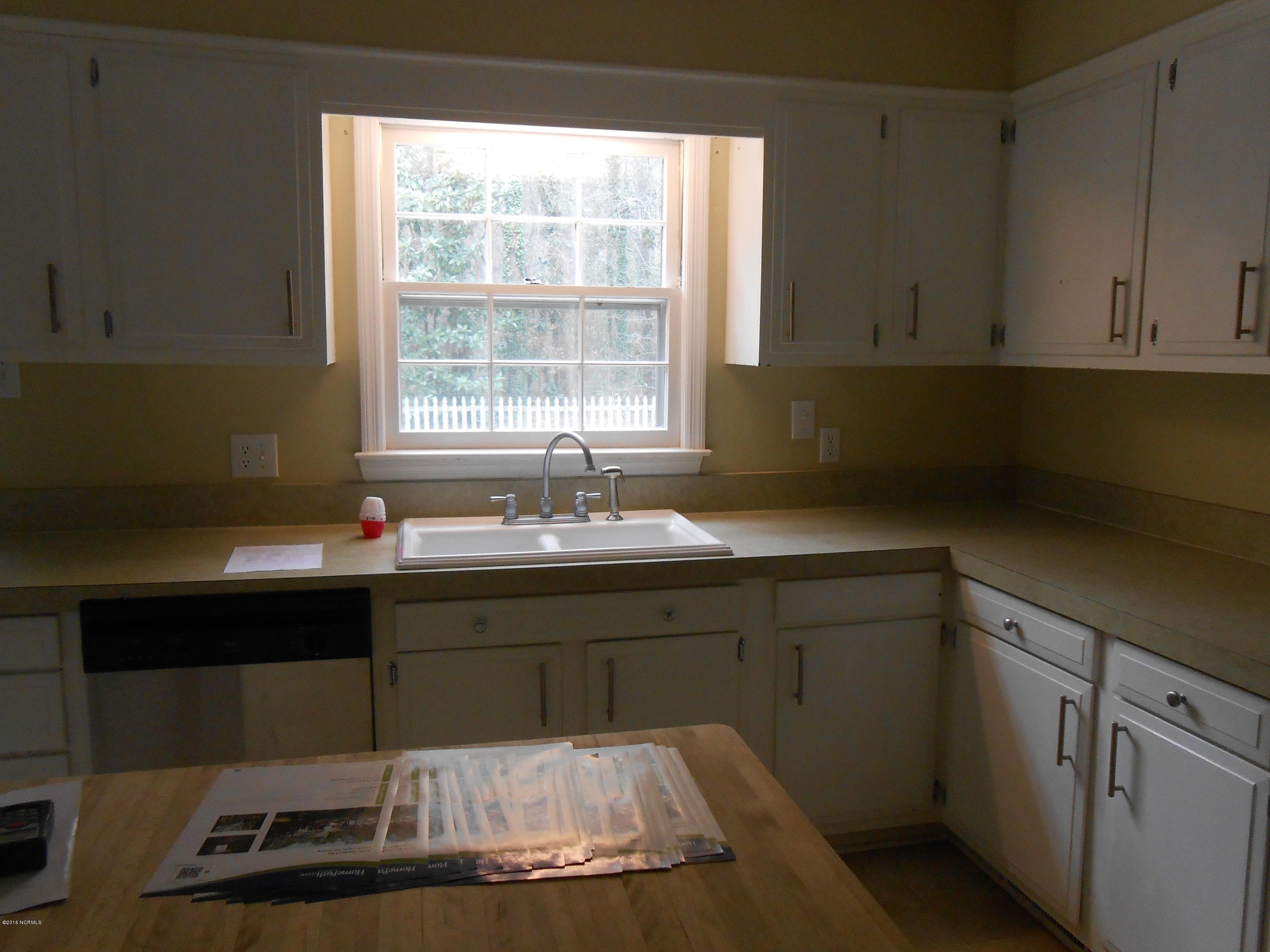 5205 McLeod Road Lumberton, NC 28358 - Photo 6 of 8 DSCN9554