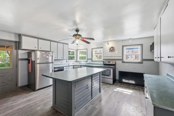 $225,000 | 814 Cole Street, Watertown, WI 53094