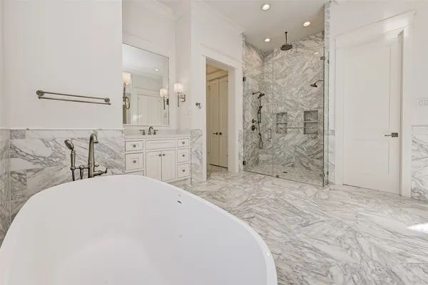 $17,000 | 718 Magdalene Drive, Houston, TX 77024