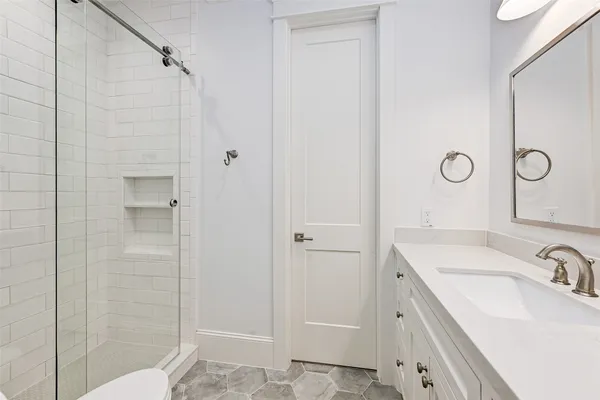 $17,000 | 718 Magdalene Drive, Houston, TX 77024