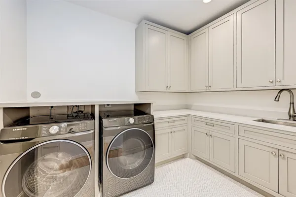 $17,000 | 718 Magdalene Drive, Houston, TX 77024