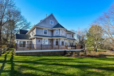 $5,000 | 1 Puddingstone Lane, Westport, MA 02790