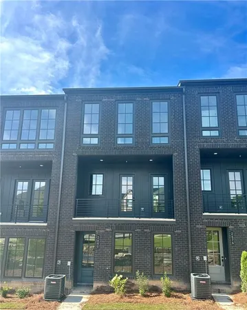 $697,422 | 2680 Mackintosh Court, Unit 30, Brookhaven, GA 30319