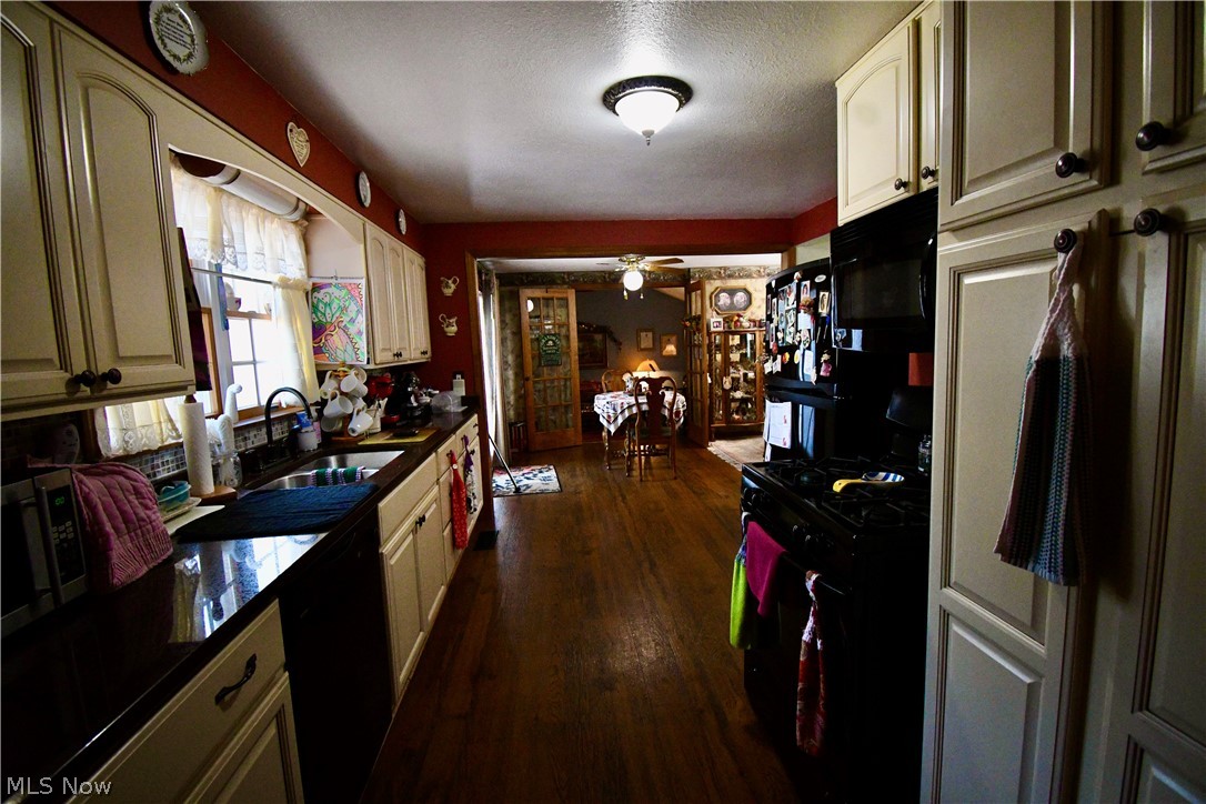 2445 Antioch Road Perry, OH 44081 - Photo 7 of 11