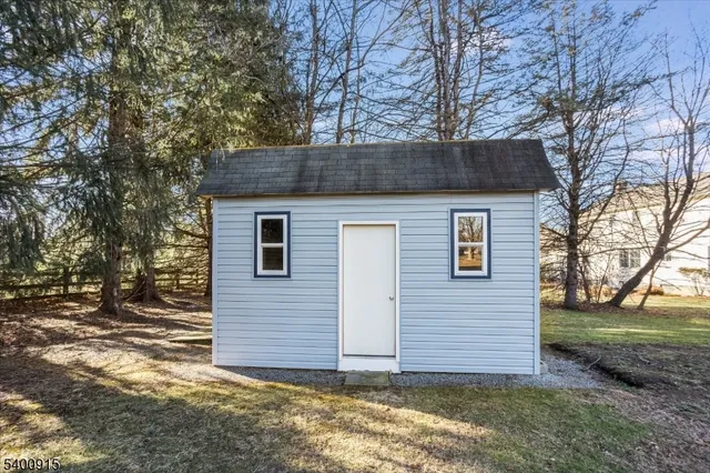 $649,000 | 2 Bernard Court, Lebanon, NJ 08833