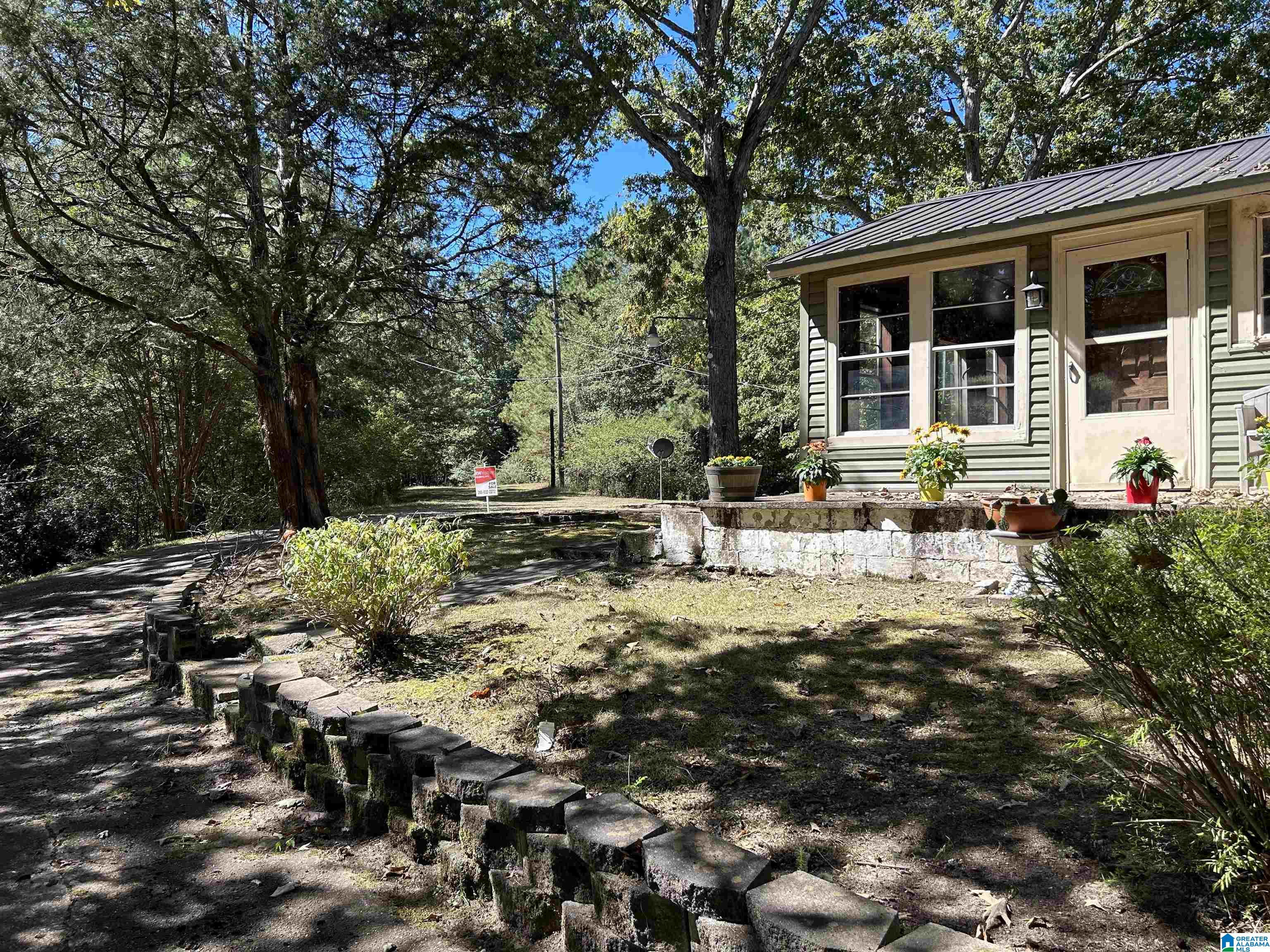 1693 Rex Lake Road Leeds, AL 35094 - Photo 4 of 18