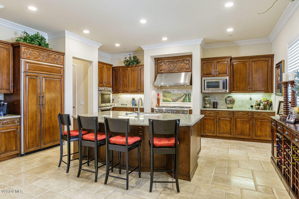 4994 Read Road Thousand Oaks, CA 93021 - Photo 2 of 46 11_kitchen
