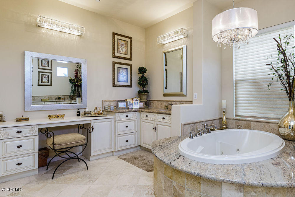 4994 Read Road Thousand Oaks, CA 93021 - Photo 13 of 46 22_master_bath