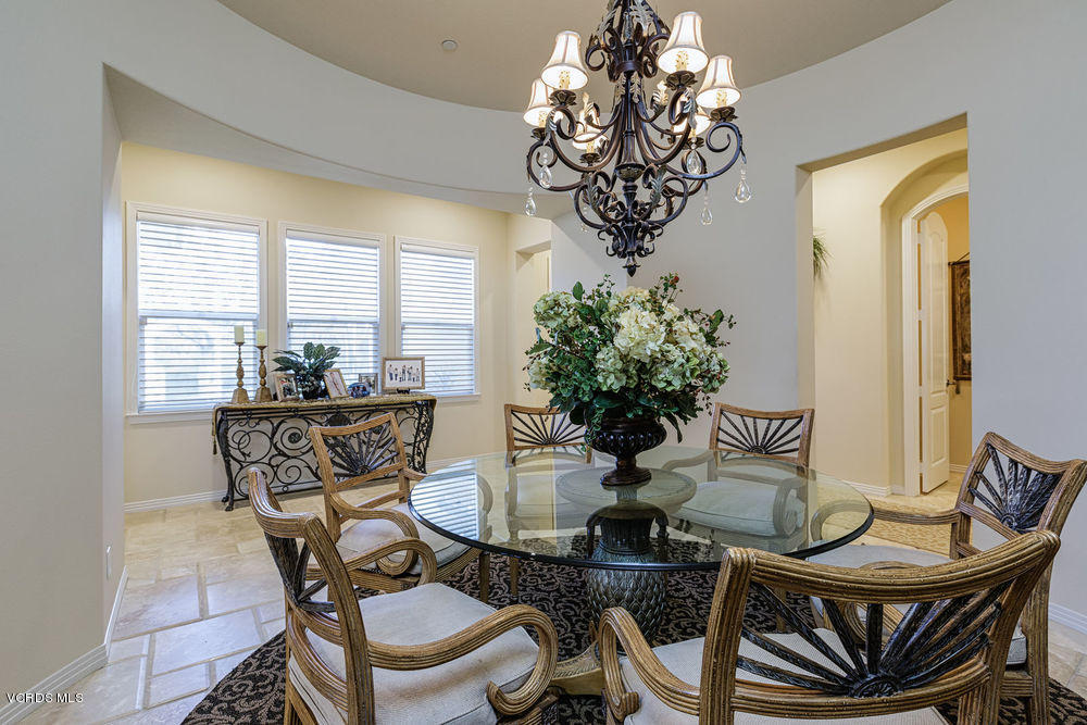 4994 Read Road Thousand Oaks, CA 93021 - Photo 15 of 46 08_dining_area
