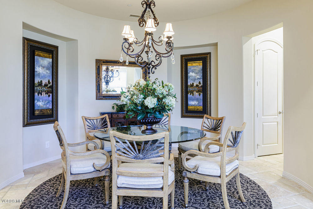 4994 Read Road Thousand Oaks, CA 93021 - Photo 21 of 46 09_dining_area