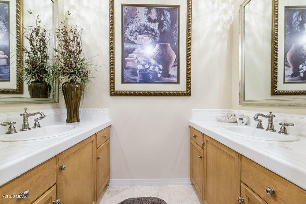 4994 Read Road Thousand Oaks, CA 93021 - Photo 28 of 46 27_bathroom_1