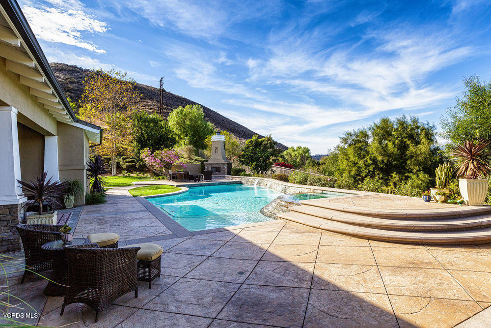 4994 Read Road Thousand Oaks, CA 93021 - Photo 34 of 46 33_back_yard