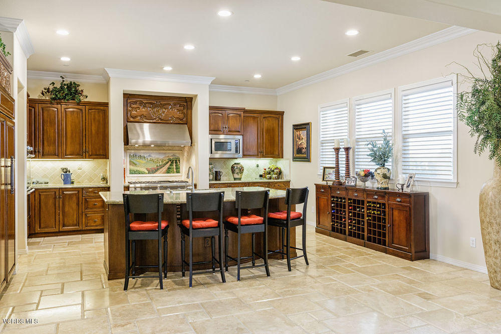 4994 Read Road Thousand Oaks, CA 93021 - Photo 10 of 46 10_kitchen