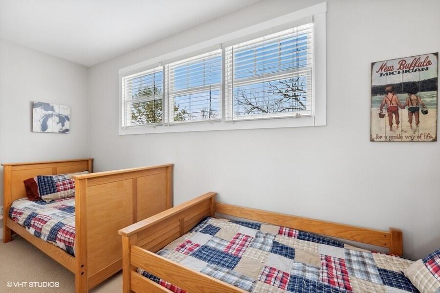 7 Pond Path, Unit 7 New Buffalo, MI 49117 - Photo 18 of 26 2e5f59ca-4f58-4c09-afe8-5c55055a2101