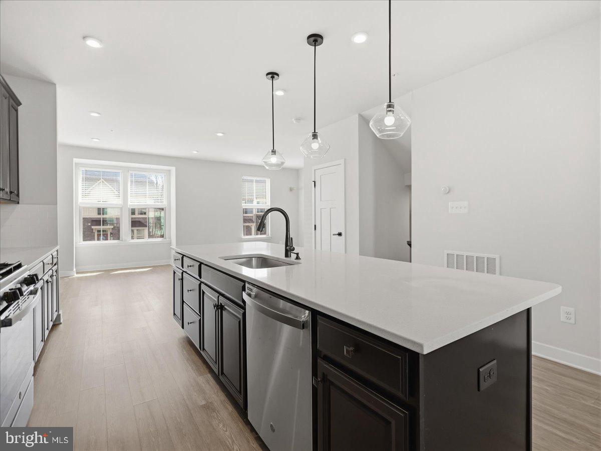 5920 Pecking Stone Street New Market, MD 21774 - Photo 4 of 72