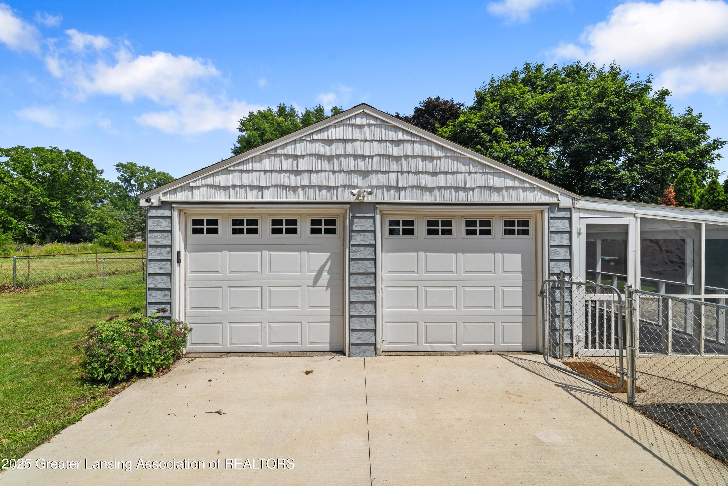 605 Clement Road Lansing, MI 48917 - Photo 51 of 51 AKP-17 (4)