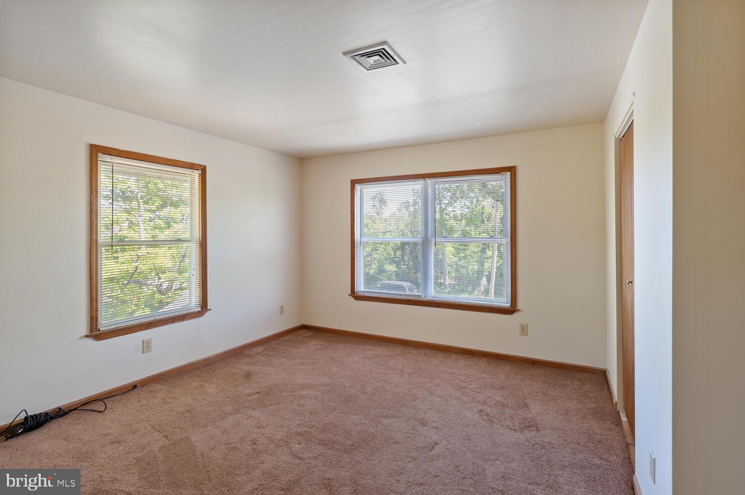 2 Magnolia Road Pemberton, NJ 08068 - Photo 9 of 15