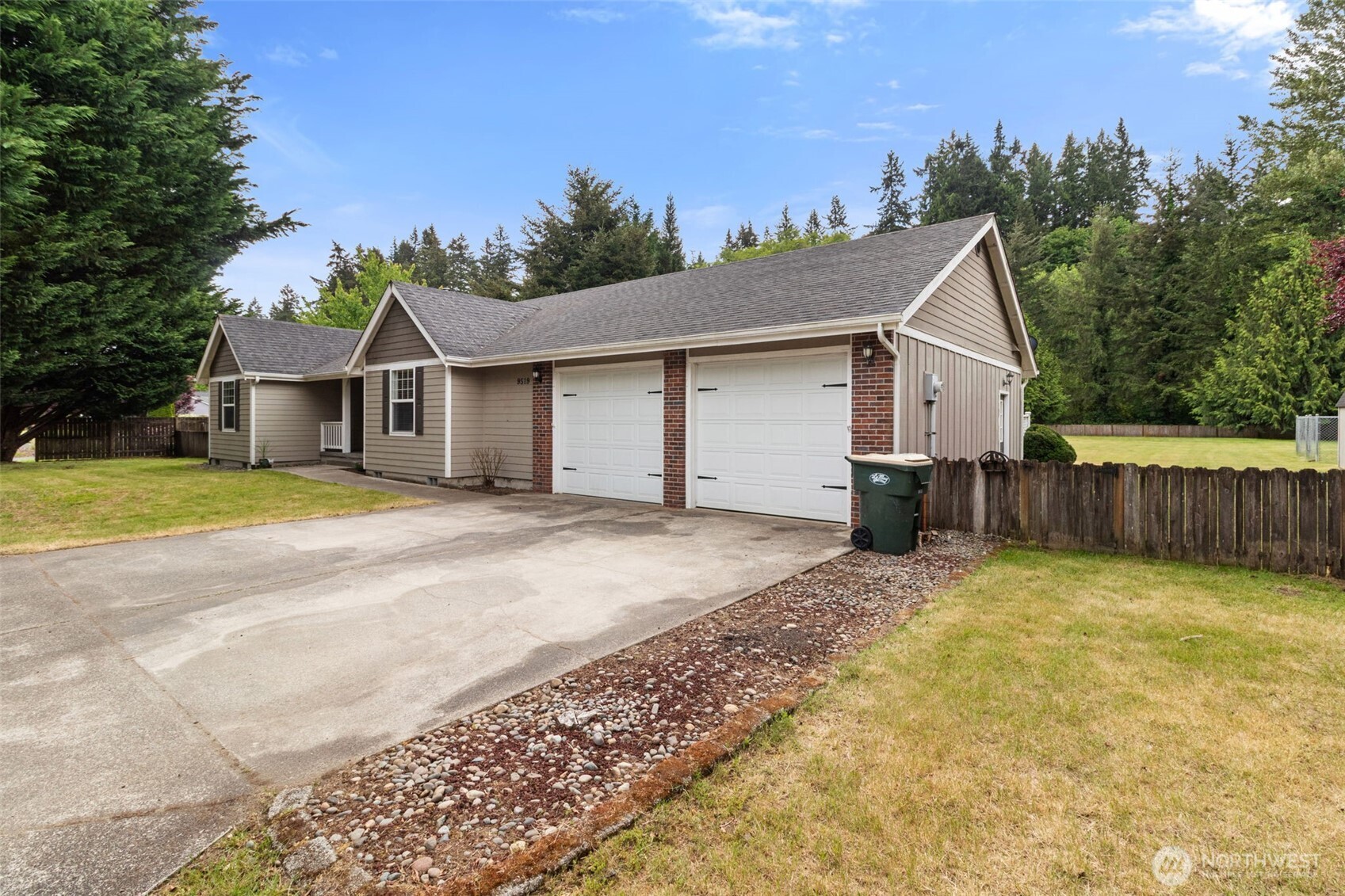 9519 185th Avenue Southwest Rochester, WA 98579 - Photo 2 of 40