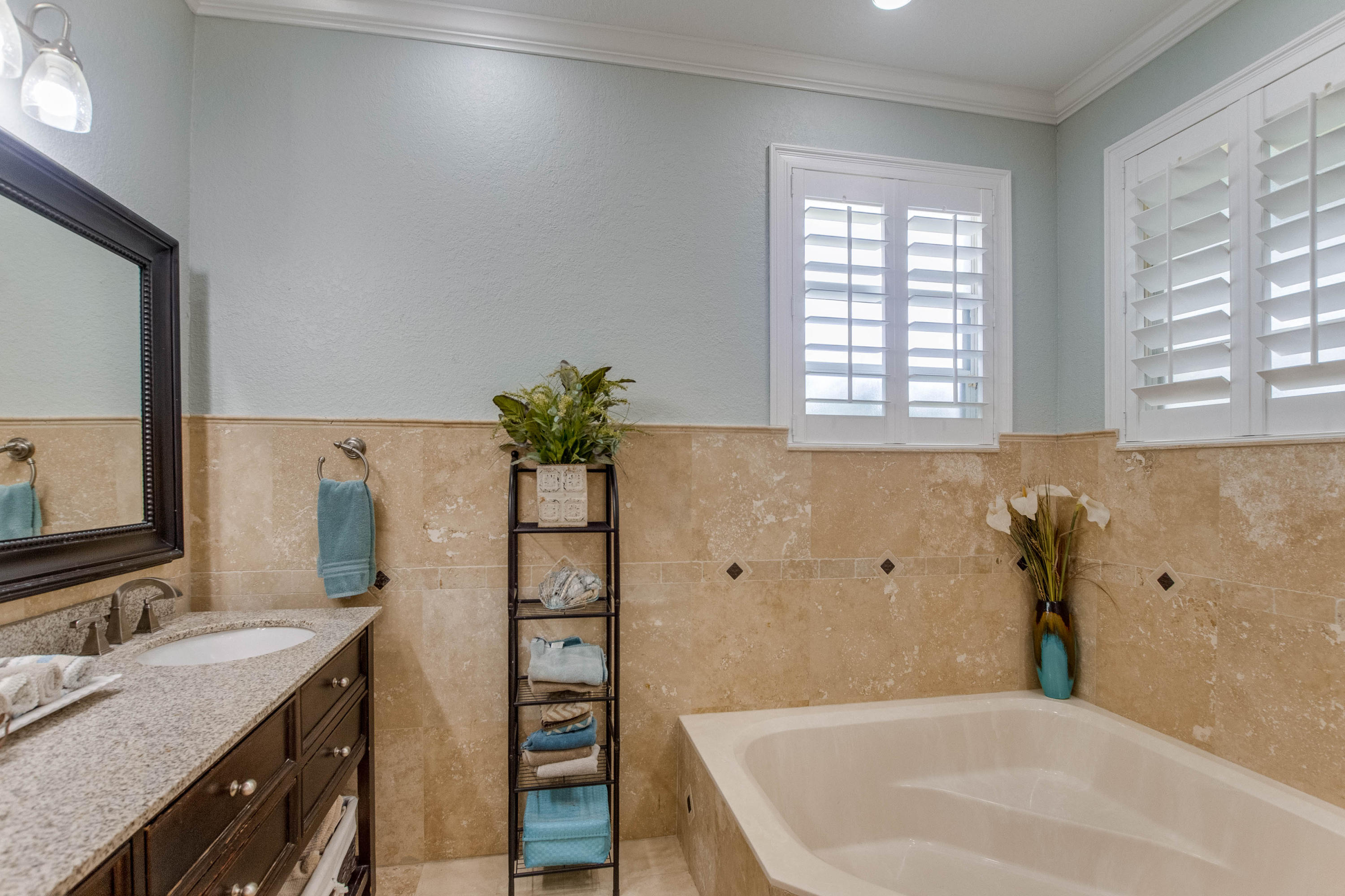 320 Seneca Lane Boca Raton, FL 33487 - Photo 28 of 51 IMG_4952hdr