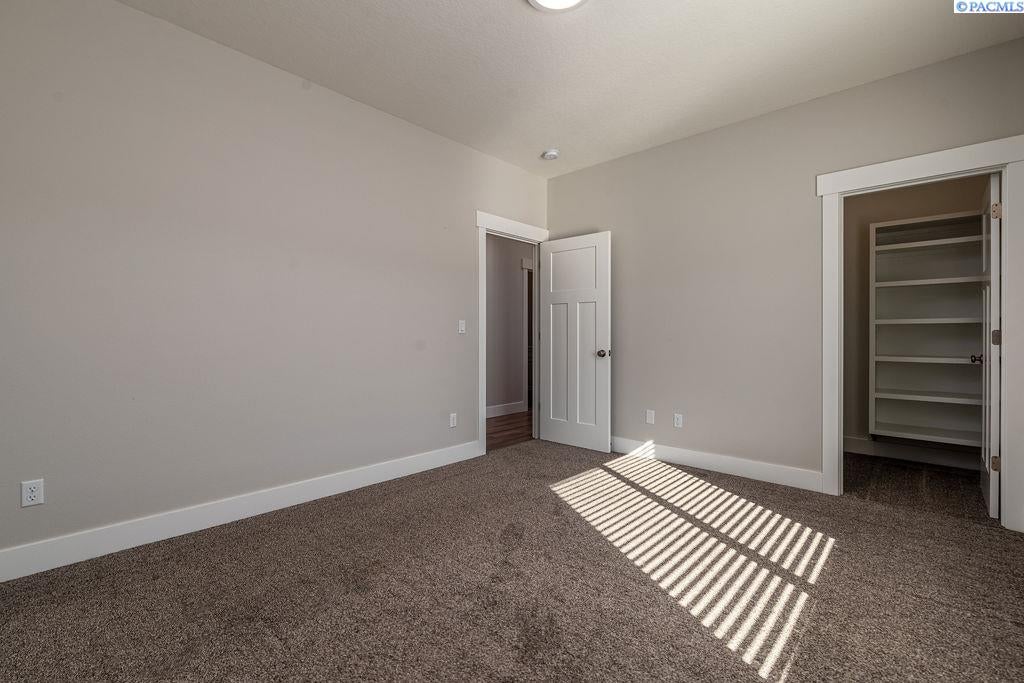 497 Arid Road Mabton, WA 98935 - Photo 20 of 31 Gallery Image 20