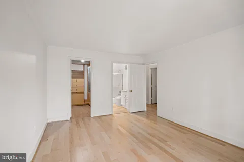 $975,000 | 3231 Sutton Place Northwest, Unit D, Washington, DC 20016