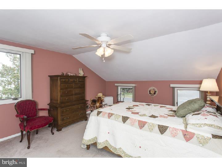 79 Hempstead Road Hamilton, NJ 08610 - Photo 15 of 24 Bedroom - Main