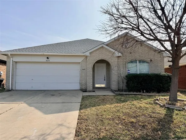 $2,100 | 8655 Sumter Way, Fort Worth, TX 76244