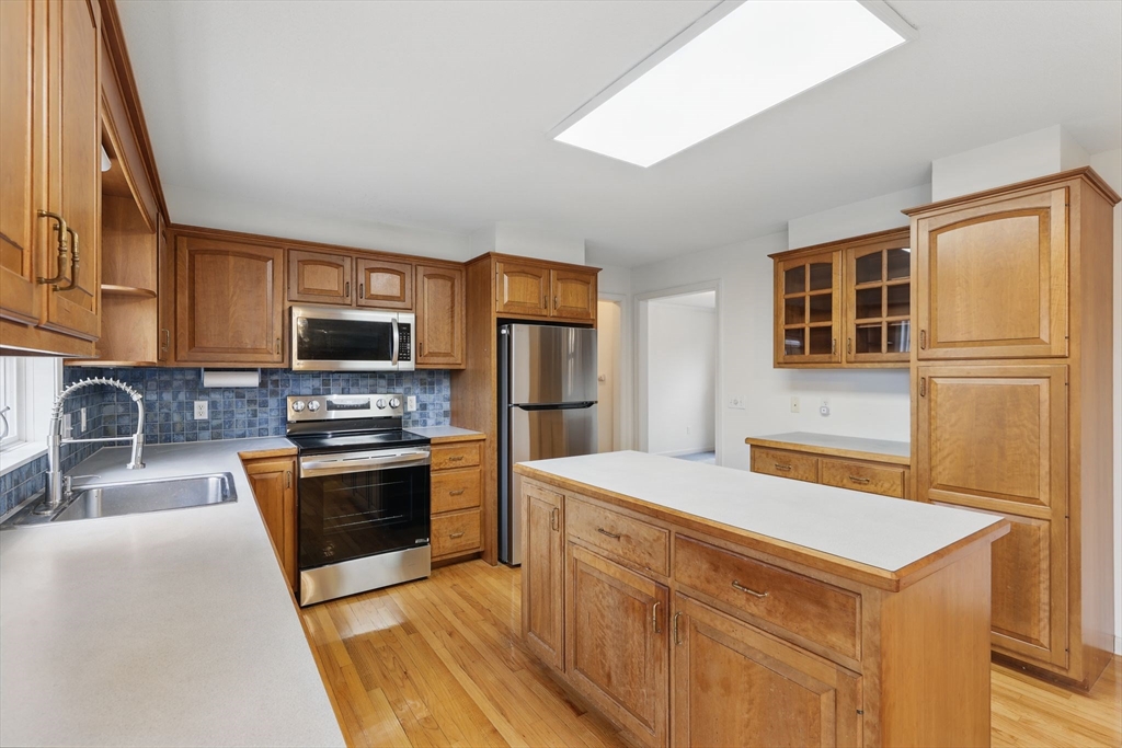 15 Glendale View Drive Hampden, MA 01036 - Photo 13 of 42