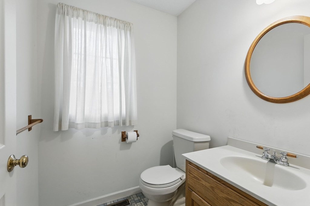 15 Glendale View Drive Hampden, MA 01036 - Photo 22 of 42