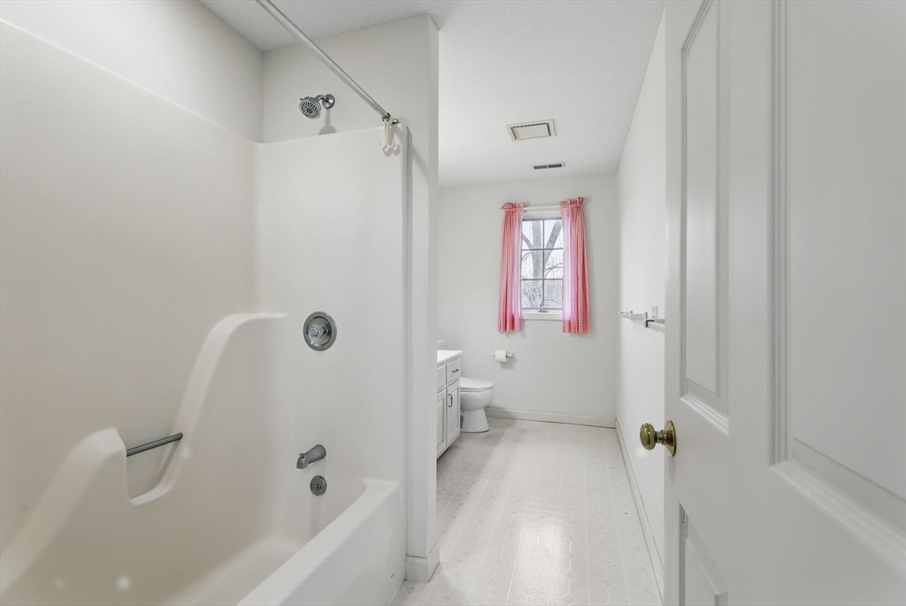 15 Glendale View Drive Hampden, MA 01036 - Photo 28 of 42