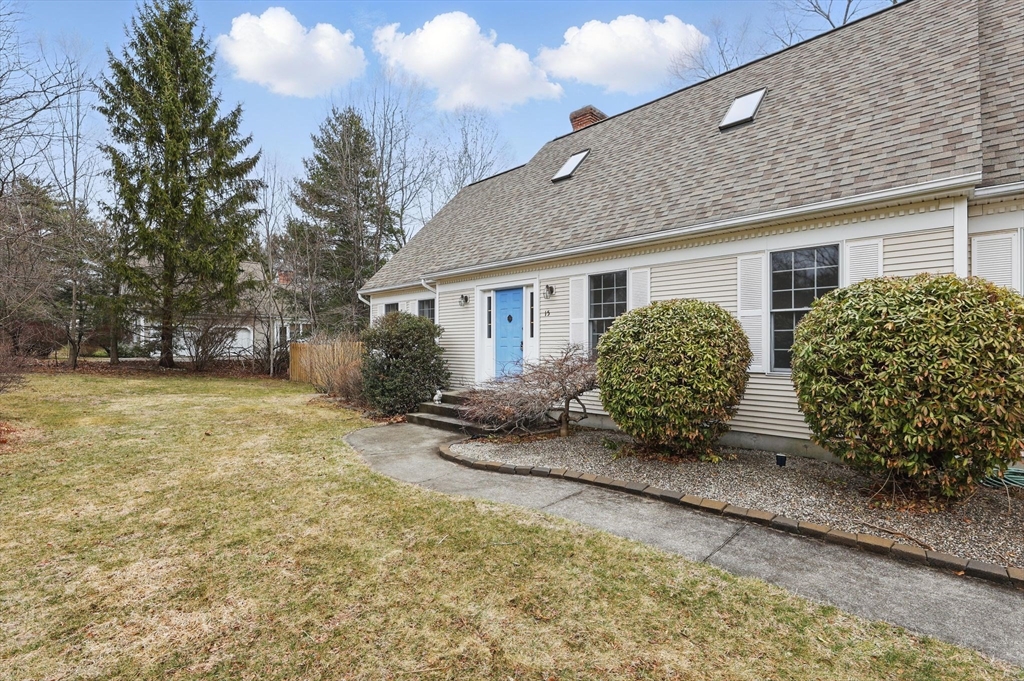 15 Glendale View Drive Hampden, MA 01036 - Photo 4 of 42