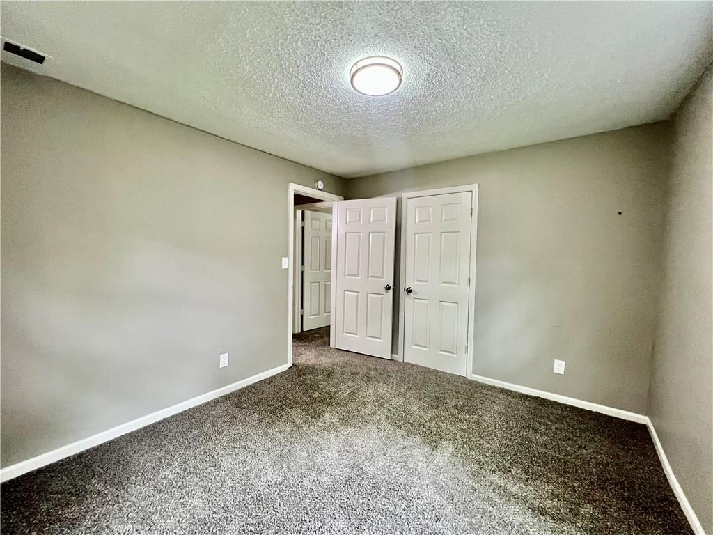 8416 Greenwood Road Raytown, MO 64138 - Photo 11 of 15