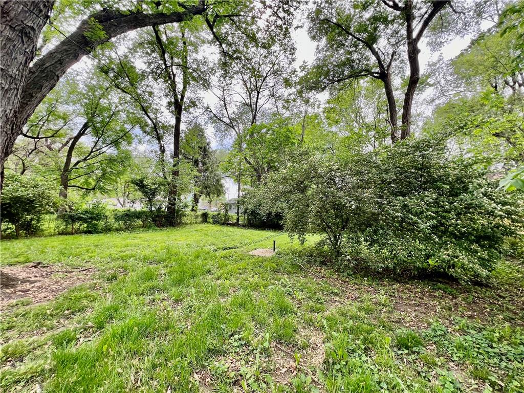 8416 Greenwood Road Raytown, MO 64138 - Photo 15 of 15