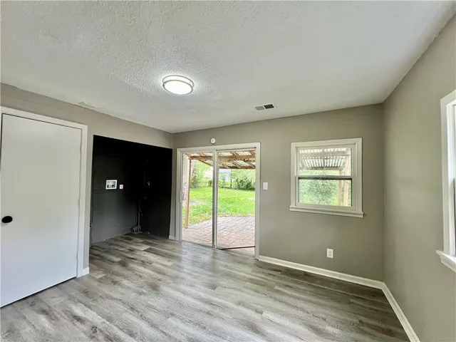 $139,000 | 8416 Greenwood Road, Raytown, MO 64138