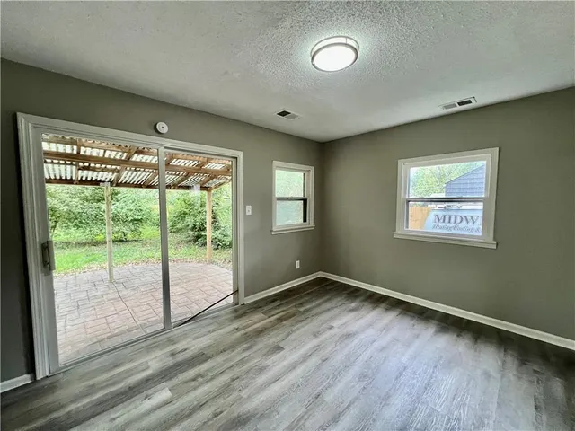 $139,000 | 8416 Greenwood Road, Raytown, MO 64138