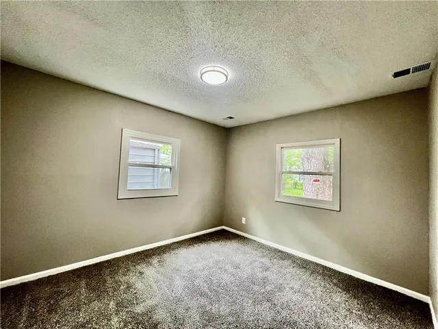 $139,000 | 8416 Greenwood Road, Raytown, MO 64138