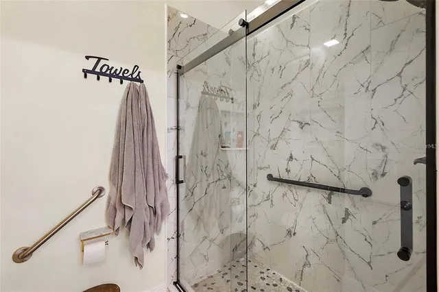 $364,900 | 10199 Mainsail Drive, Oxford, FL 34484